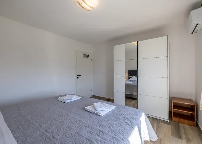 Luxury Stunning View Josipa アパート *